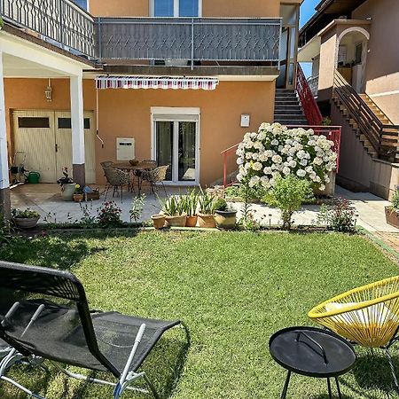 Apartments Dent Umag Buitenkant foto