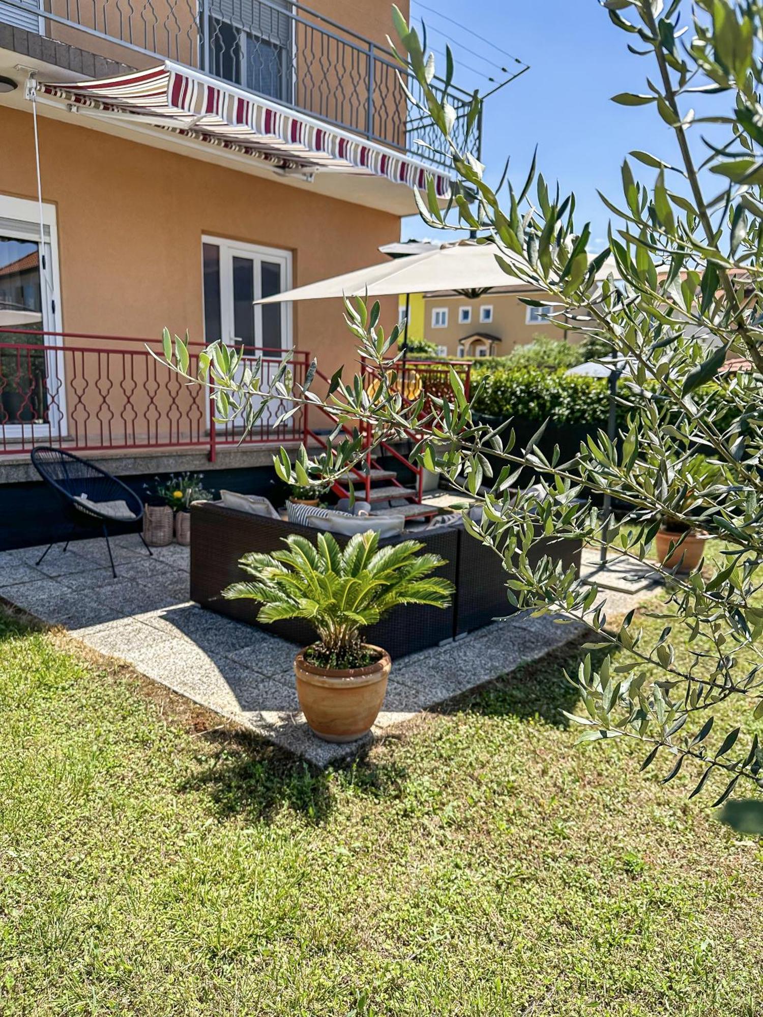 Apartments Dent Umag Buitenkant foto