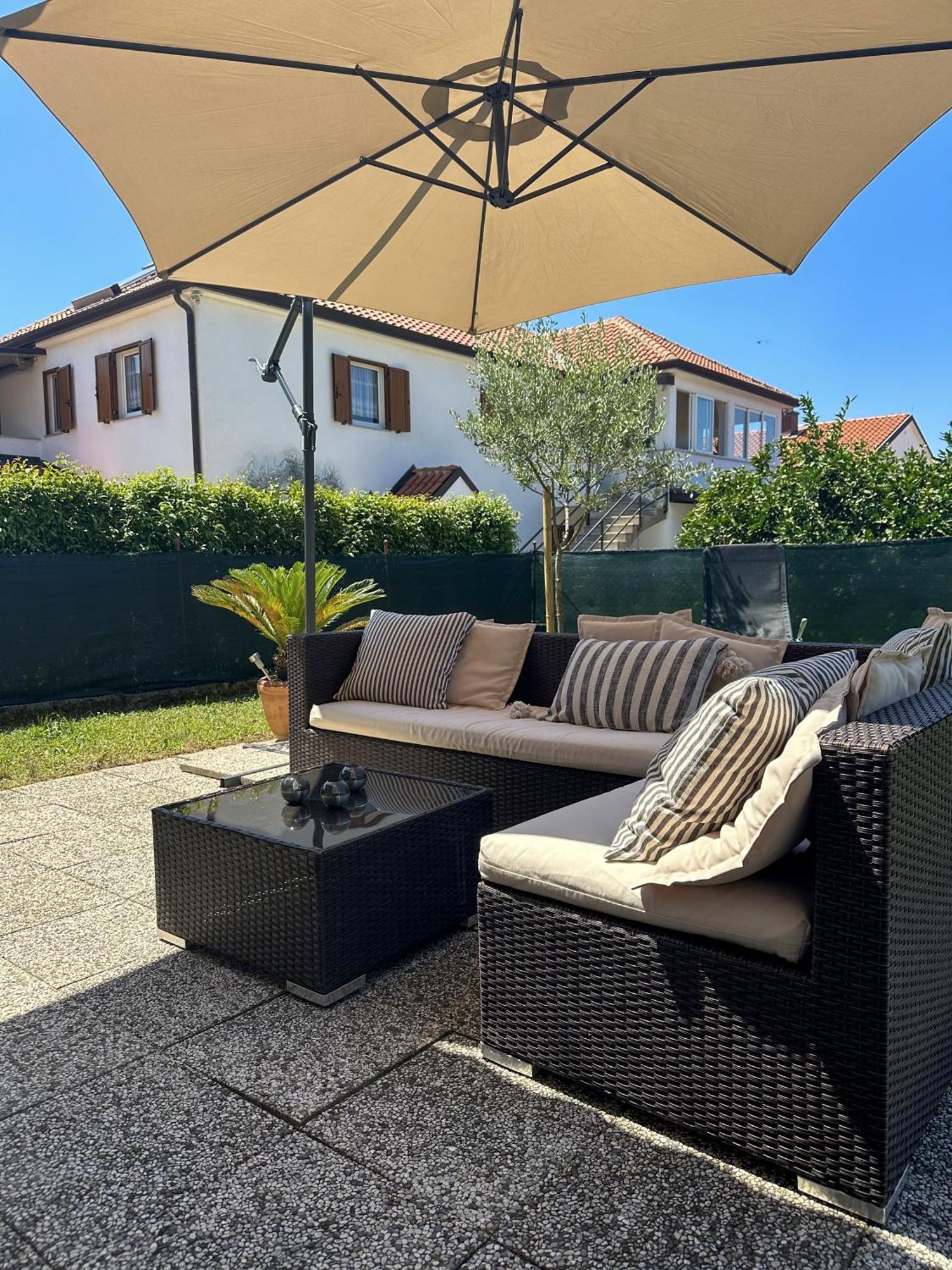 Apartments Dent Umag Buitenkant foto